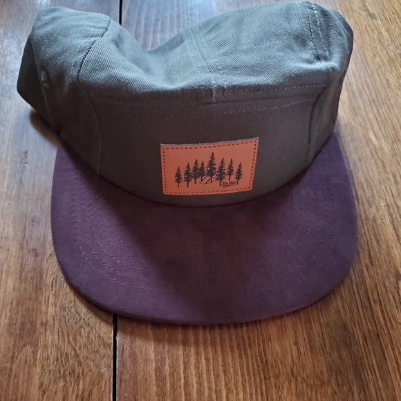5 Panel hats - Picture 3 of 9